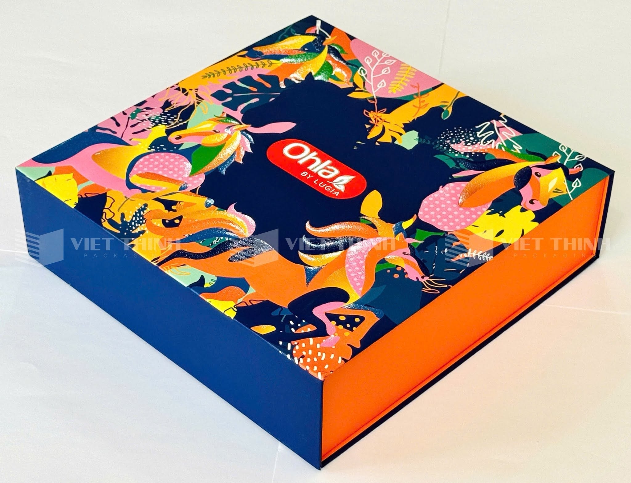 Gợi Ý Các Hiệu Ứng In Hộp Đựng Quà Tết Cao Cấp